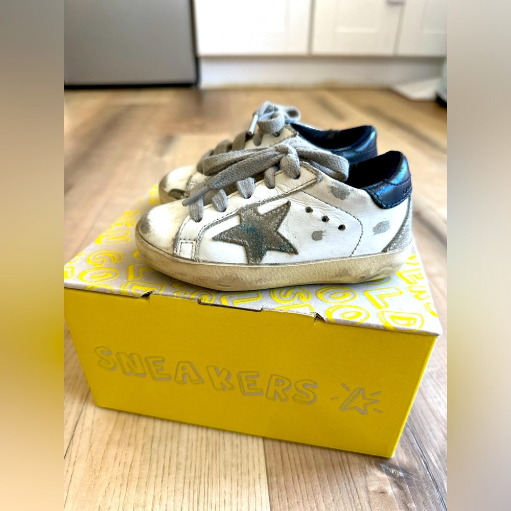 Golden Goose Super Star Low Top Sneaker size 20